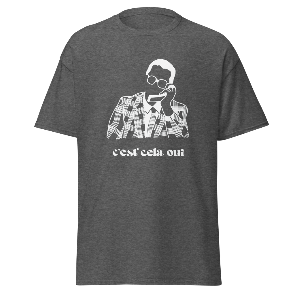 T-shirt blanc MerciSidi "Le père Noël est une ordure" avec impression graphique, porté sur mannequin.