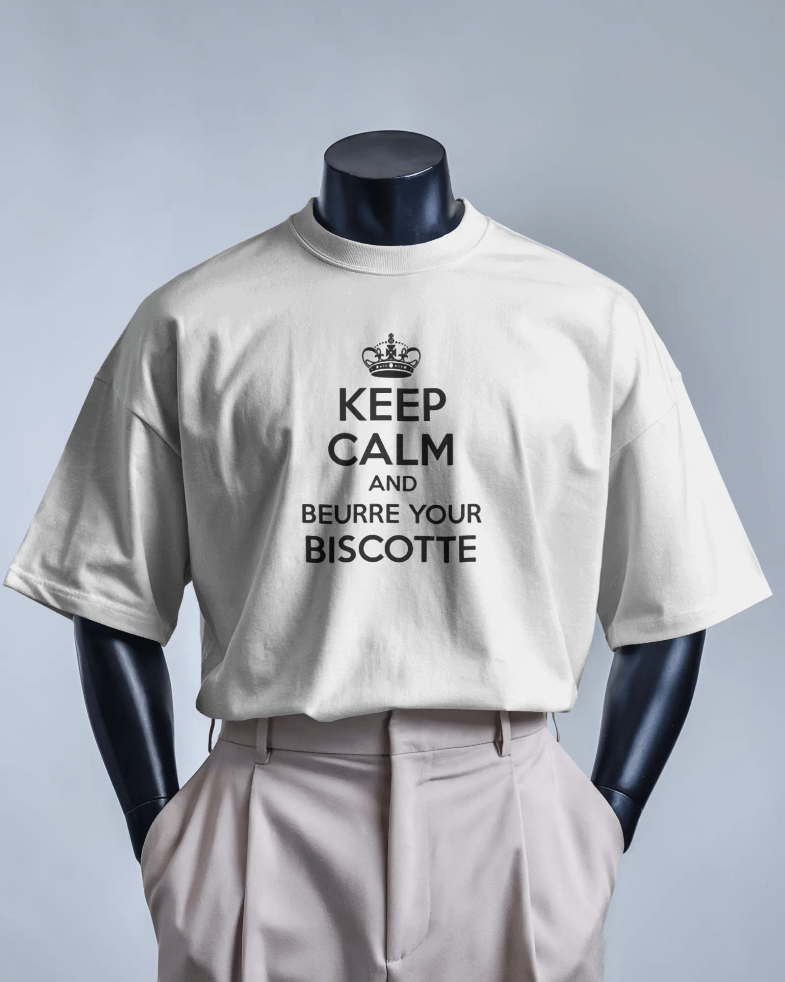 T-shirt OSS 117 – citation “Keep calm and beurre your biscotte” Blanc