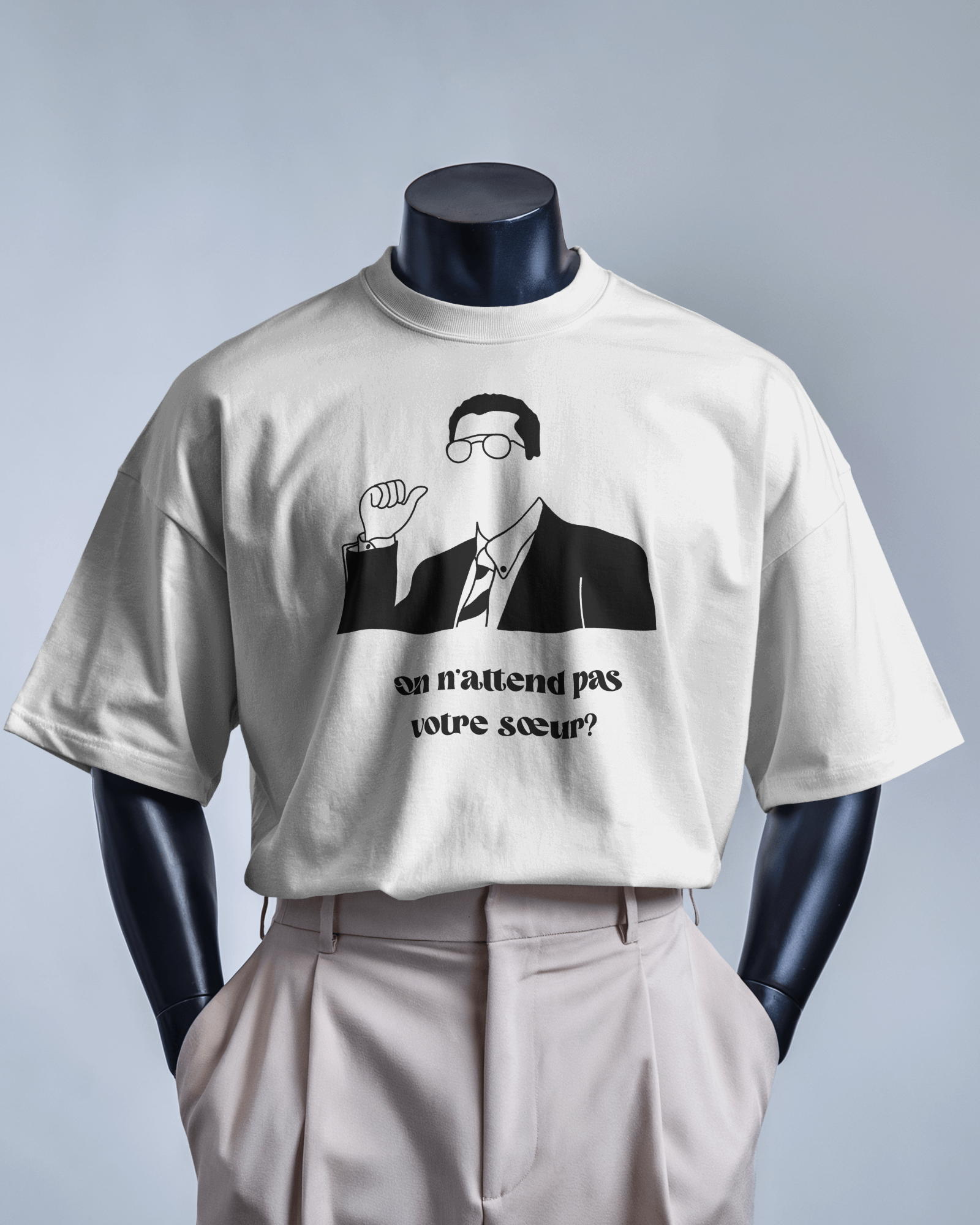 T-shirt La Cité de la Peur réplique culte "On n’attend pas votre sœur ?"
en couleur blanche 